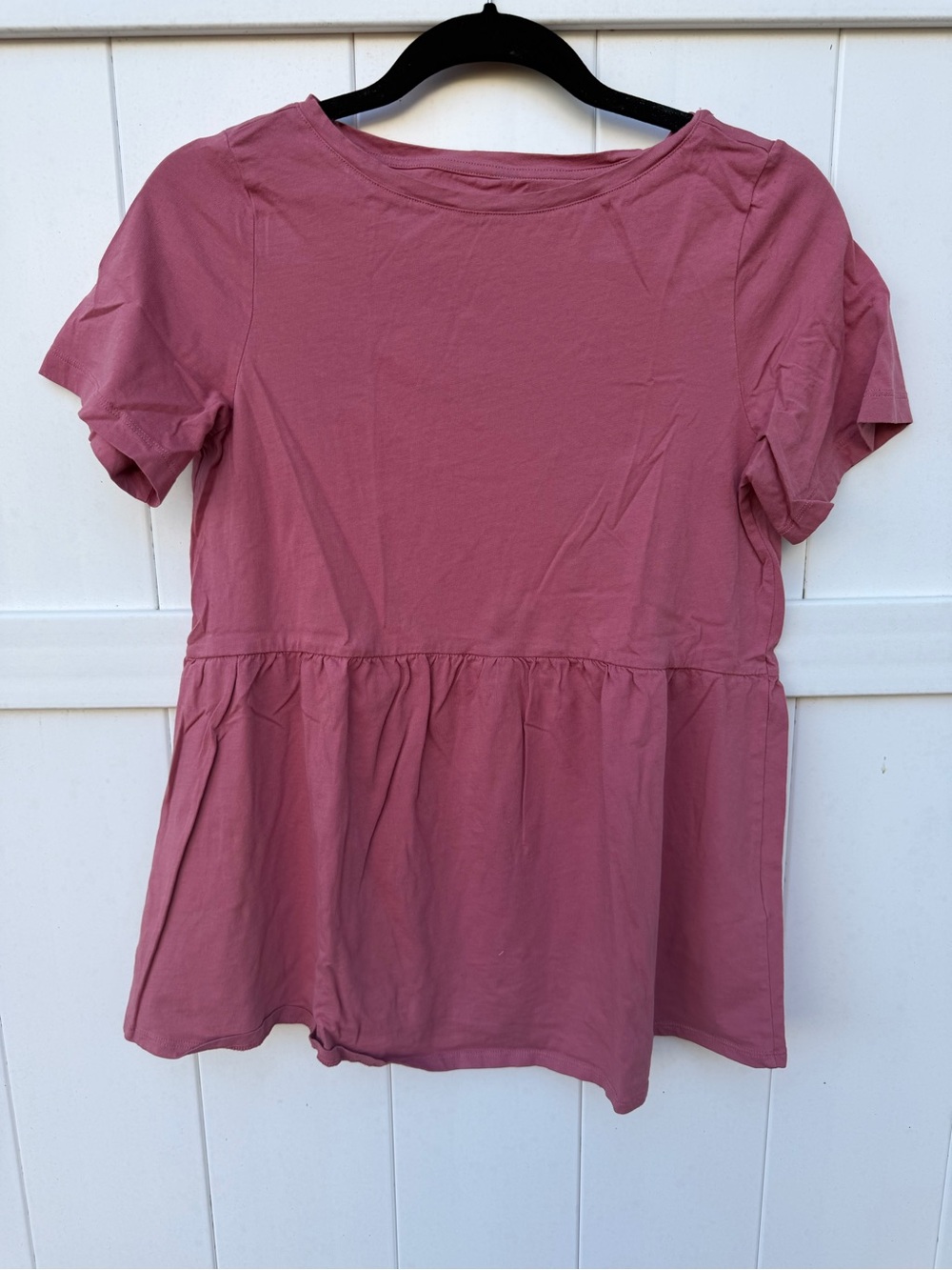 GAP Maternity Rose Peplum Short Sleeve Top